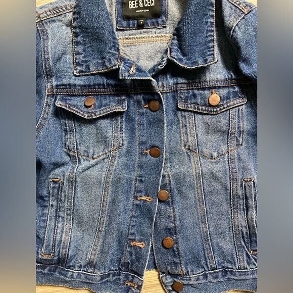 BEE & CECI | Jean Jacket Size Small - Picture 4 of 6